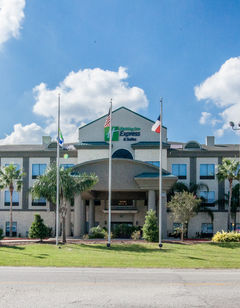 Holiday Inn Express & Suites Alvin
