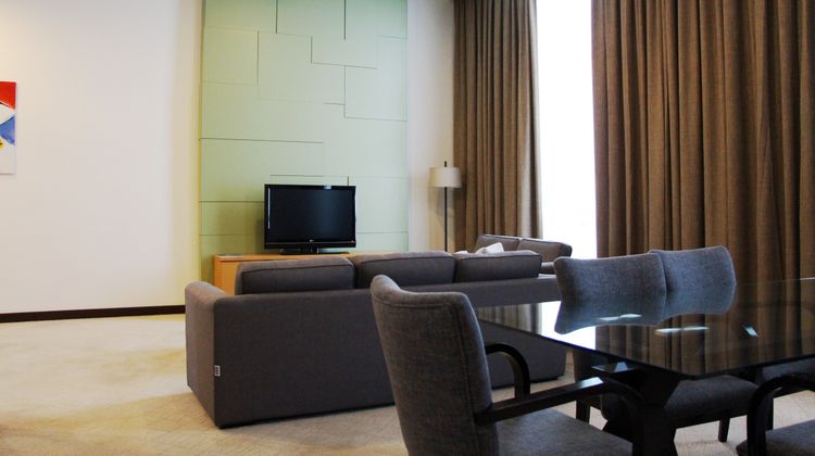 Holiday Inn Suite