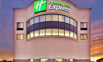 Holiday Inn Express Waterloo-Cedar Falls