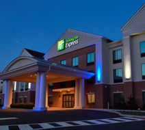 Holiday Inn Express Bordentown- Trenton Exterior