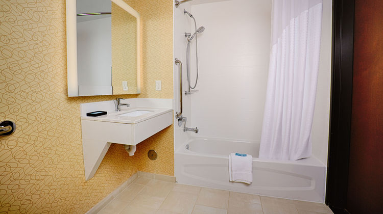 Holiday Inn Express Bordentown- Trenton Room