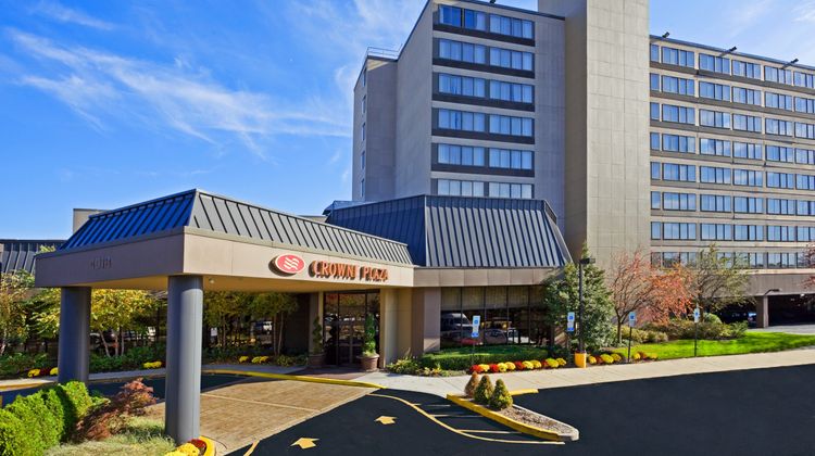 Crowne Plaza Englewood, an IHG Hotel Exterior