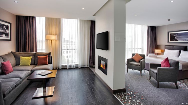 Holiday Inn Bristol City Center Suite
