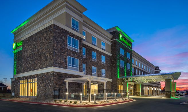 Holiday Inn Joplin Exterior
