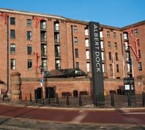 Holiday Inn Express Albert Dock Exterior