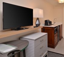 Holiday Inn Hotel & Suites Cary Room