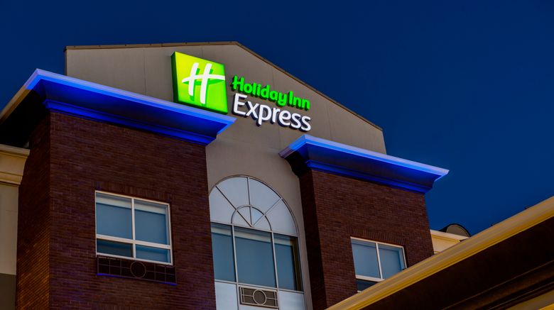 <b>Holiday Inn Express Hotel & Suites Exterior</b>. Images powered by <a href="https://www.leonardoworldwide.com/" title="Leonardo Worldwide" target="_blank">Leonardo</a>.