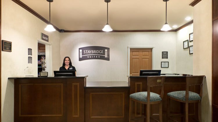Staybridge Suites Tucson Airport Lobby