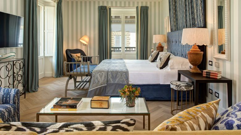 <b>Rocco Forte Hotel Savoy Suite</b>. Images powered by <a href=https://www.travelagewest.com/Hotels/Florence/