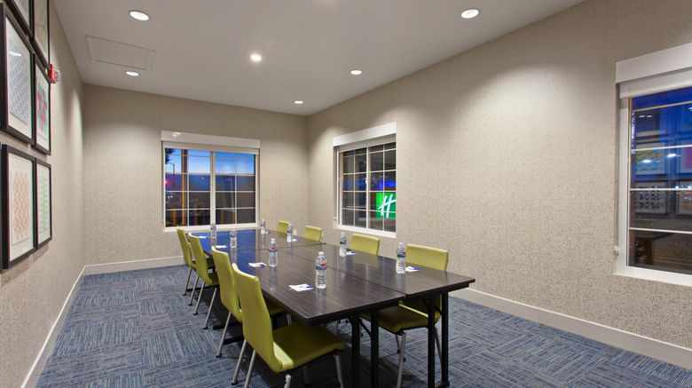 <b>Holiday Inn Express & Stes Oakland Arpt Meeting</b>. Images powered by <a href="https://leonardo.com/" title="Leonardo Worldwide" target="_blank">Leonardo</a>.