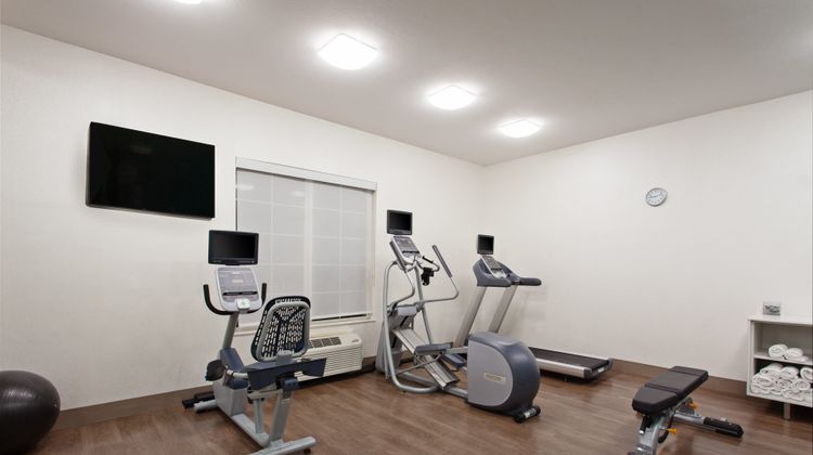 Holiday Inn Express & Stes Oakland Arpt Health Club