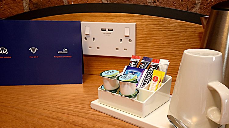 Holiday Inn Express Albert Dock Room