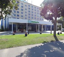 Holiday Inn Stuttgart Exterior