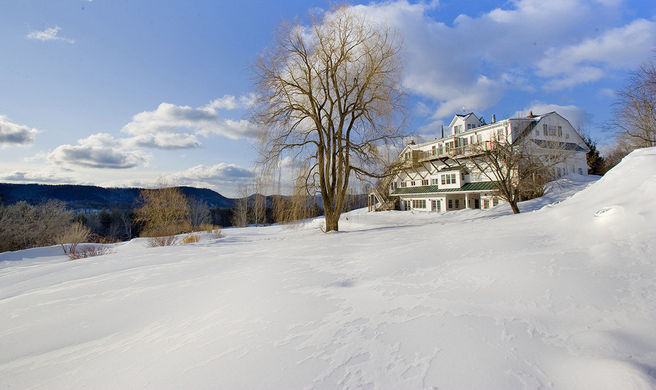 Windham Hill Inn Exterior
