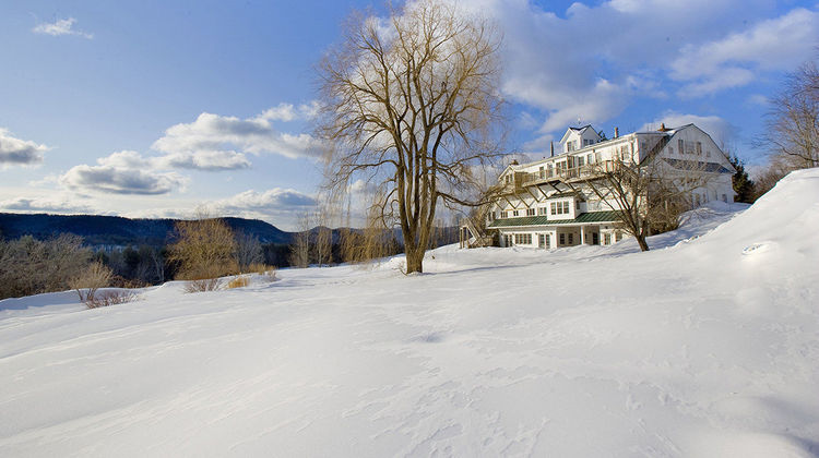 Windham Hill Inn Exterior