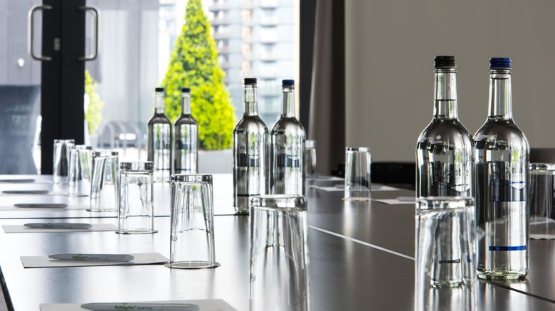 <b>Holiday Inn London-West Meeting</b>. Images powered by <a href="https://www.leonardoworldwide.com/" title="Leonardo Worldwide" target="_blank">Leonardo</a>.