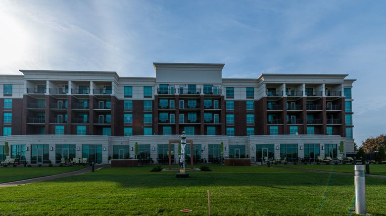 <b>Holiday Inn Owensboro Riverfront Exterior</b>. Images powered by <a href="https://www.leonardoworldwide.com/" title="Leonardo Worldwide" target="_blank">Leonardo</a>.