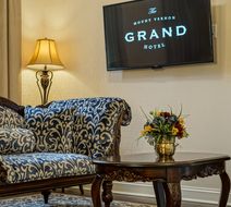 The Mount Vernon Grand Hotel Lobby