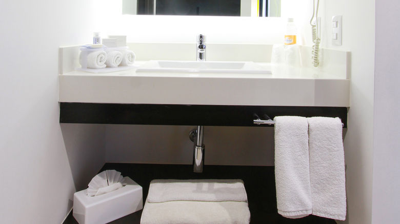 <b>Holiday Inn Express & Suites Angelopolis Room</b>. Images powered by <a href="https://www.leonardoworldwide.com/" title="Leonardo Worldwide" target="_blank">Leonardo</a>.