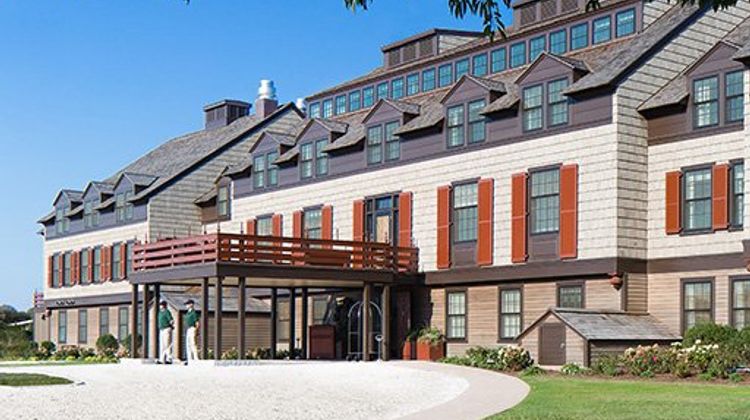Weekapaug Inn Exterior