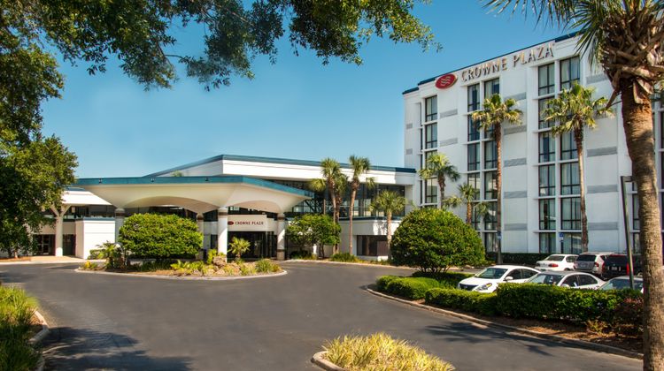 Crowne Plaza Jacksonville Airport Exterior