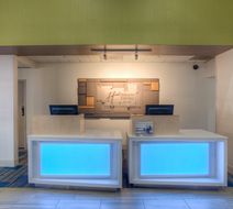 Holiday Inn Express & Suites Tempe Lobby