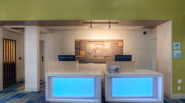 <b>Holiday Inn Express & Suites Tempe Lobby</b>. Images powered by <a href="https://www.leonardoworldwide.com/" title="Leonardo Worldwide" target="_blank">Leonardo</a>.