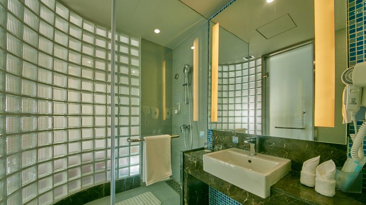 Holiday Inn Express Leshan City Square Room