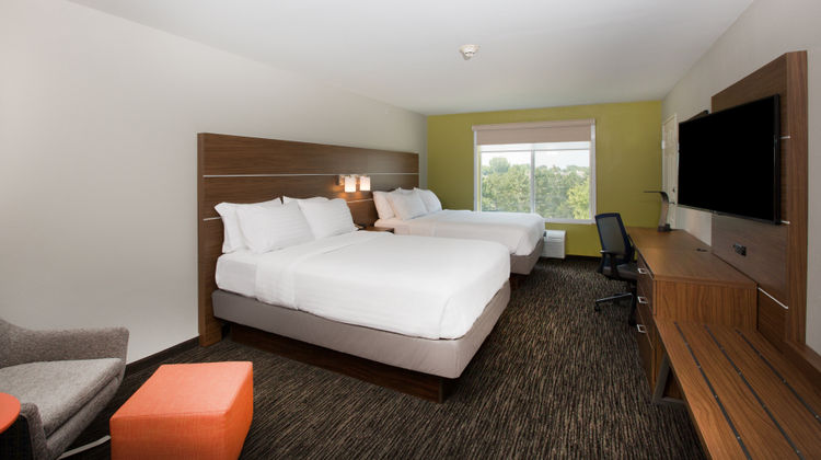 Holiday Inn Express Room