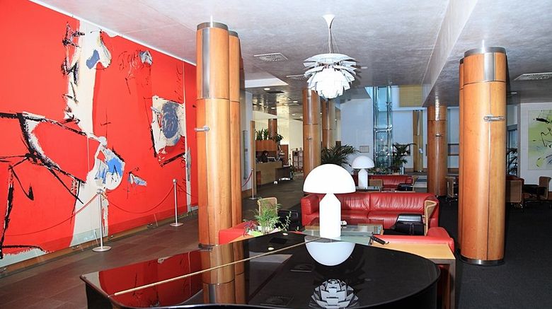 <b>Gran Hotel Lakua Lobby</b>. Images powered by <a href="https://www.leonardoworldwide.com/" title="Leonardo Worldwide" target="_blank">Leonardo</a>.