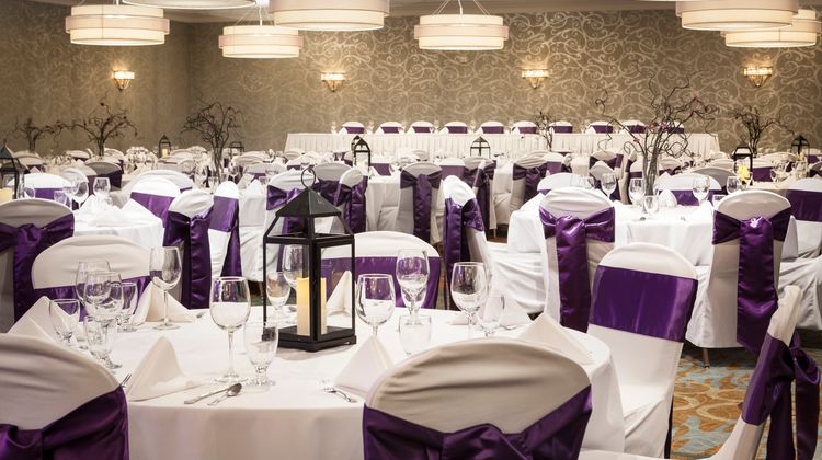 Holiday Inn Rock Island Ballroom