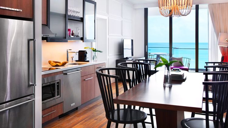 Kimpton Seafire Resort & Spa Room
