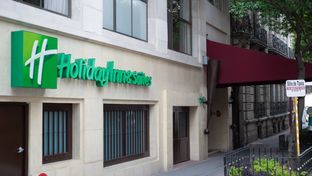 Holiday Inn Hotel & Suites