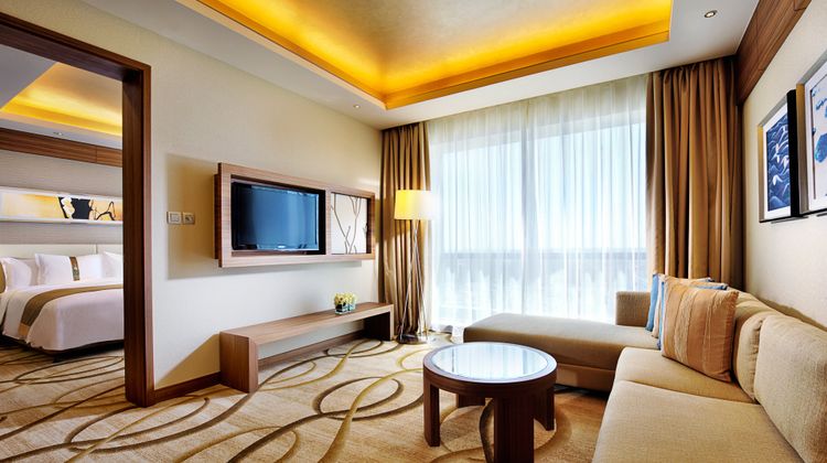 Holiday Inn Shanghai Pudong Kangqiao Suite