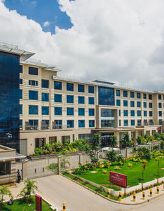 Crowne Plaza Airport