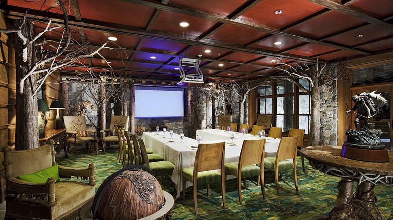 <b>Lake Placid Lodge Restaurant</b>. Images powered by <a href="https://www.leonardoworldwide.com/" title="Leonardo Worldwide" target="_blank">Leonardo</a>.