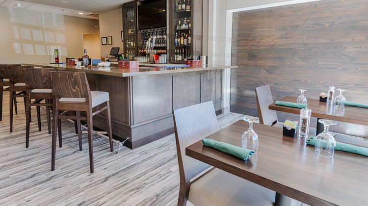 Holiday Inn Knoxville N - Merchant Drive Restaurant