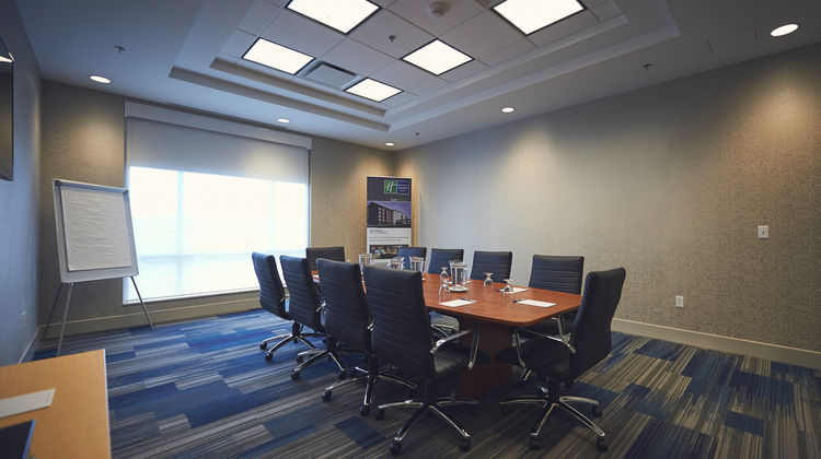 Holiday Inn Express/Suites St Johns Arpt Meeting