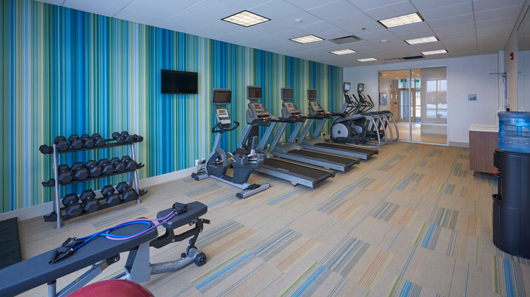 Holiday Inn Express/Suites St Johns Arpt Health Club