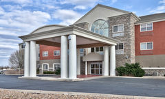Holiday Inn Express Hotel & Suites