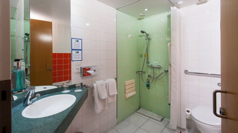 <b>Holiday Inn Express London-Vauxhall Nine Room</b>. Images powered by <a href="https://www.leonardoworldwide.com/" title="Leonardo Worldwide" target="_blank">Leonardo</a>.