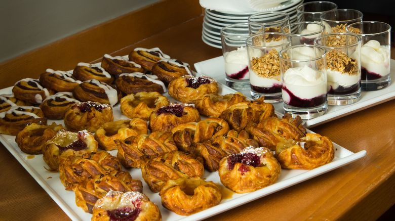 <b>Holiday Inn London-West Meeting</b>. Images powered by <a href="https://www.leonardoworldwide.com/" title="Leonardo Worldwide" target="_blank">Leonardo</a>.