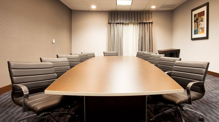 Holiday Inn Express Hotel & Suites Largo Meeting