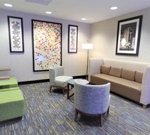 Holiday Inn Express Hotel & Suites Largo Lobby