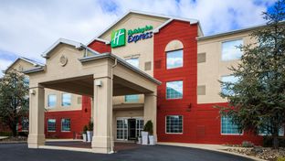 Holiday Inn Express & Suites Reading