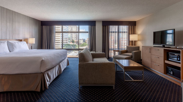 Holiday Inn Chicago North-Evanston Room