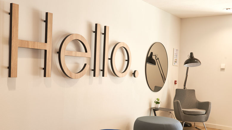 <b>Holiday Inn Express Amsterdam-City Hall Lobby</b>. Images powered by <a href="https://www.leonardoworldwide.com/" title="Leonardo Worldwide" target="_blank">Leonardo</a>.