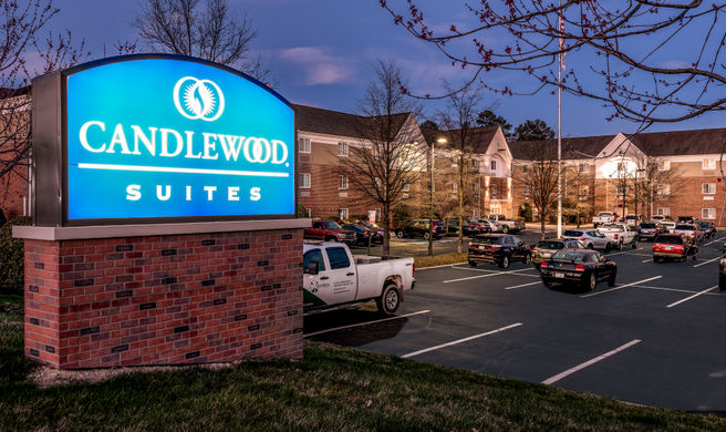 Candlewood Suites Richmond West End Exterior