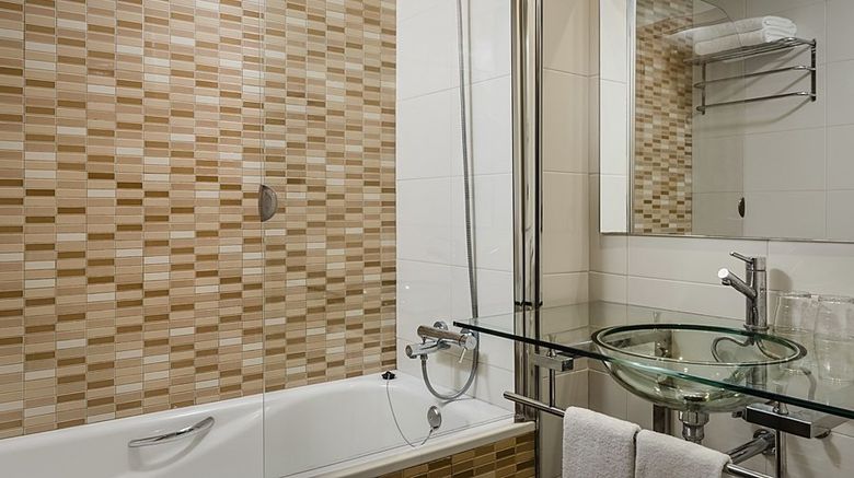 <b>Crisol La Selva Room</b>. Images powered by <a href="https://www.leonardoworldwide.com/" title="Leonardo Worldwide" target="_blank">Leonardo</a>.