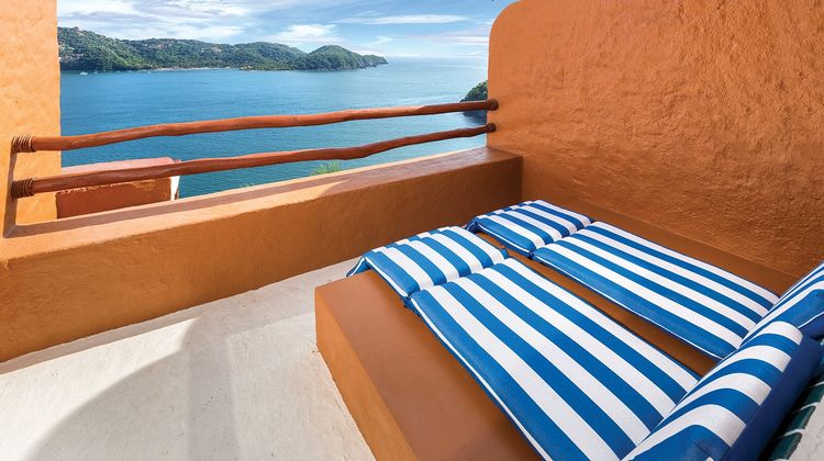 WorldMark Zihuatanejo Room